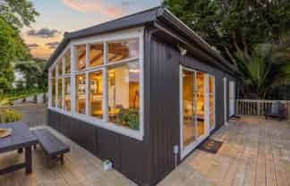 72 Clinton Road, Matakana