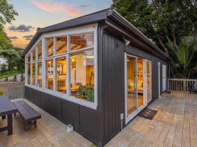 72 Clinton Road, Matakana