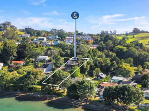 72 Clinton Road, Matakana