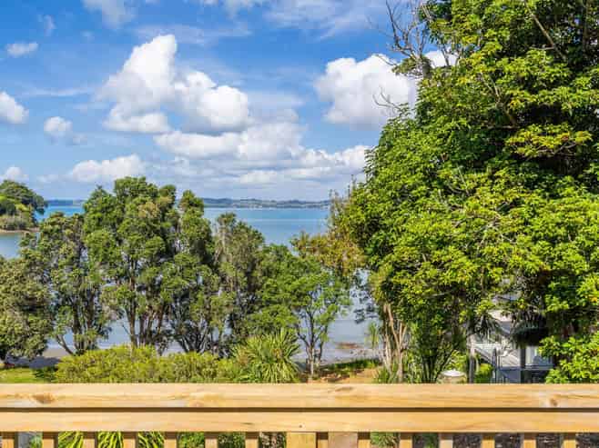 72 Clinton Road, Matakana