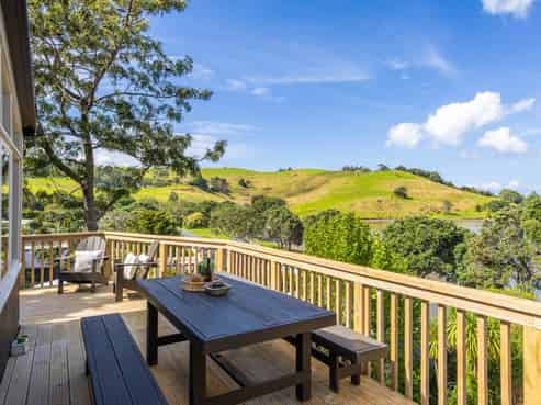 72 Clinton Road, Matakana
