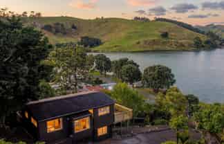 72 Clinton Road, Matakana