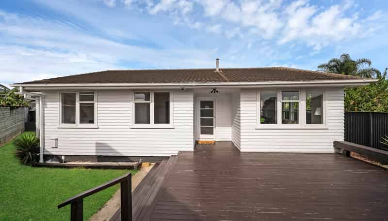 10 Carnac Place, Mangere East