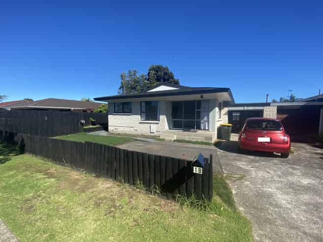 2/1 Huber Street, Weymouth