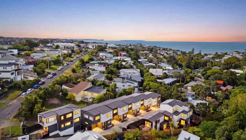 30 Kiteroa Terrace, Rothesay Bay