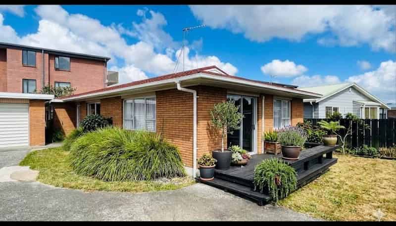 4B Blair Avenue, Pukekohe