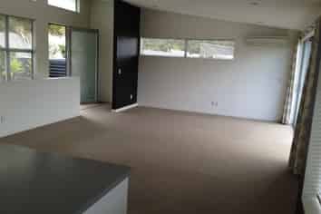 49 Tiketike Way, Brooklyn