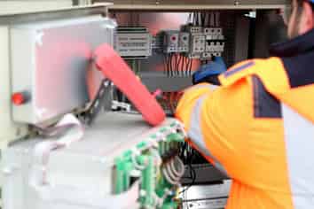 Electrical Contracting Earn $250k +