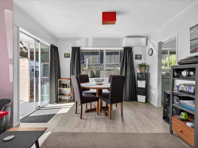 11B Crombie Street, Bellevue