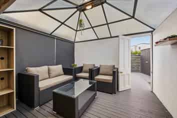 33A Crestview Rise, Papakura