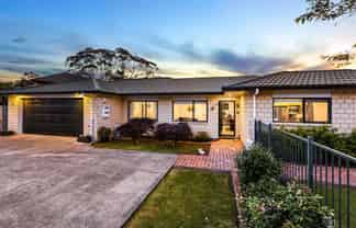 68 South Kensington Way, Henderson