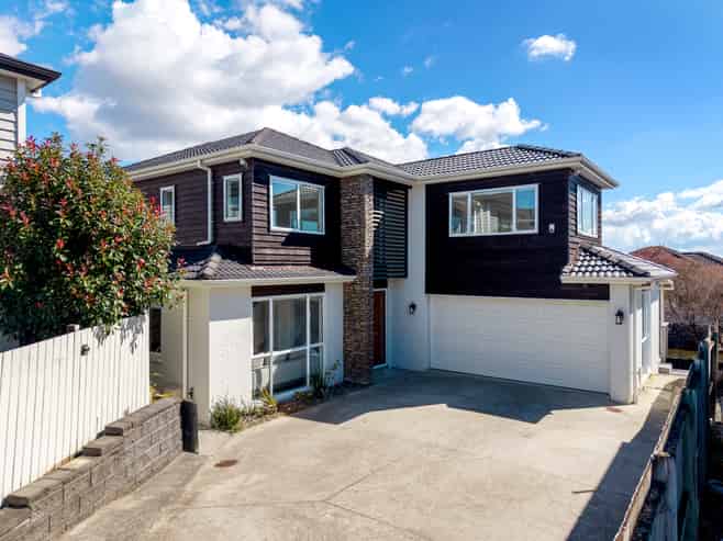 16 Evelina Lane, Flat Bush