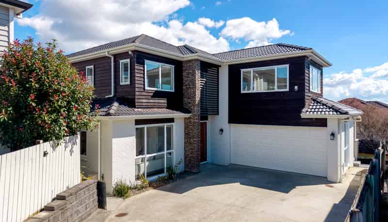 16 Evelina Lane, Flat Bush