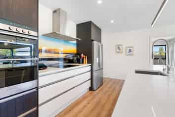 92 Holyhead Street, Outram