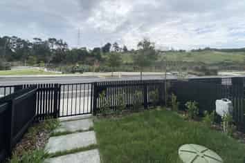 6 Tuputupu Drive, Kumeu