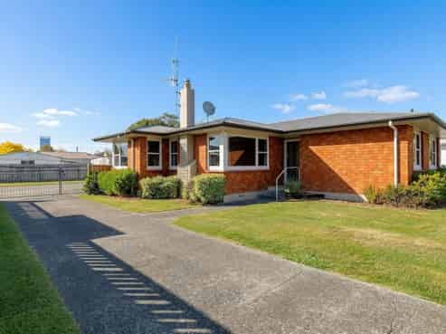 19 Cargill Avenue, Feilding