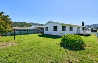 1 Weymouth Grove, Wainuiomata