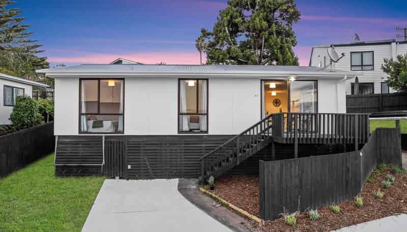 47 Lilburn Crescent, Massey