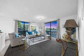 47 Lilburn Crescent, Massey