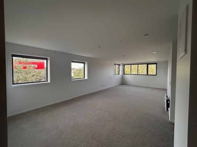 2D/28 Morning Star Place, Mount Albert