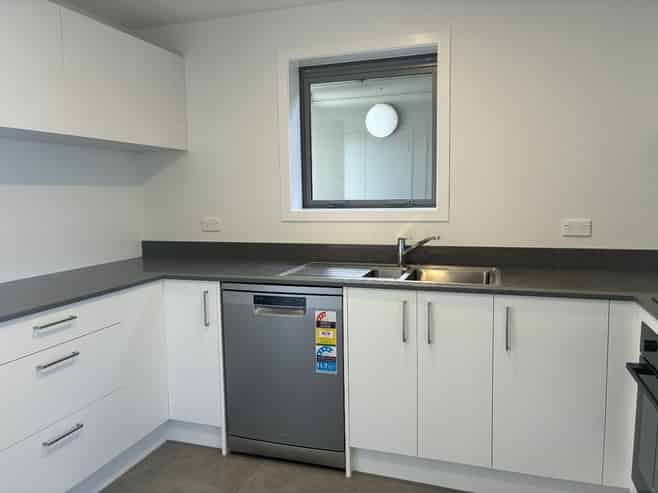 2D/28 Morning Star Place, Mount Albert