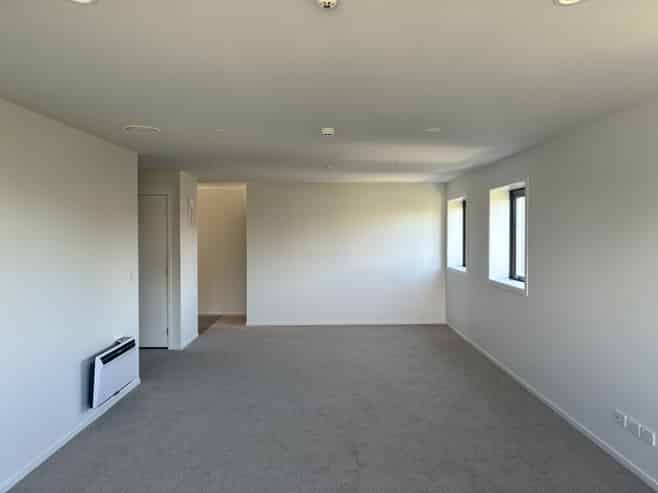 2D/28 Morning Star Place, Mount Albert