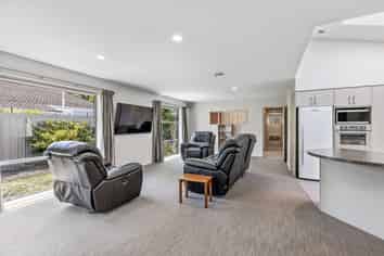 671A Main North Road, Belfast