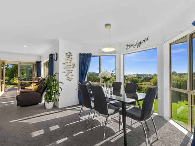 14 Springdale Lane, MAUNU