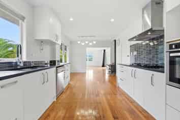 82B Woodglen Road, Glen Eden