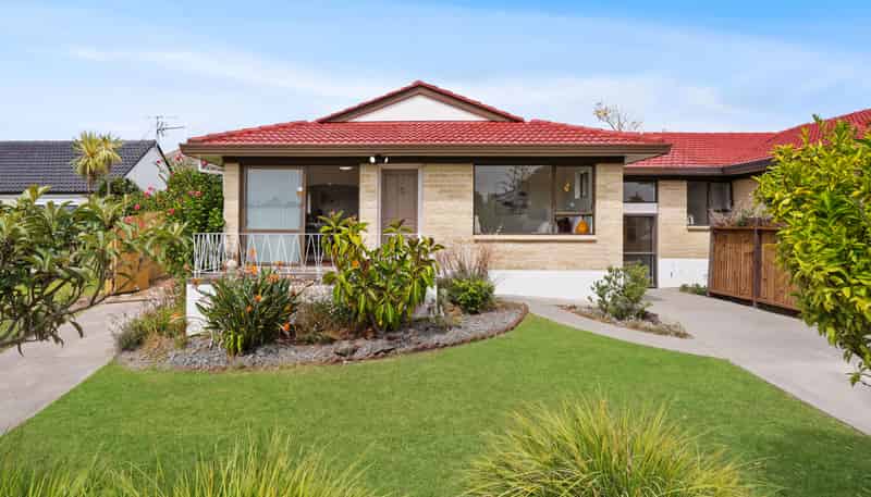 2/39 Rapallo Place, Farm Cove