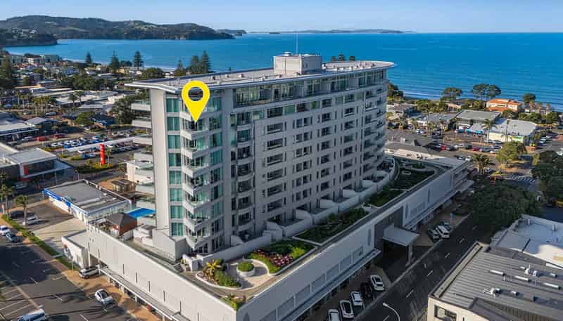 1110/11 Tamariki Avenue, Orewa