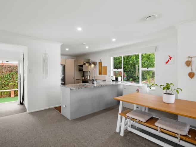 10 Parris Street, Moturoa