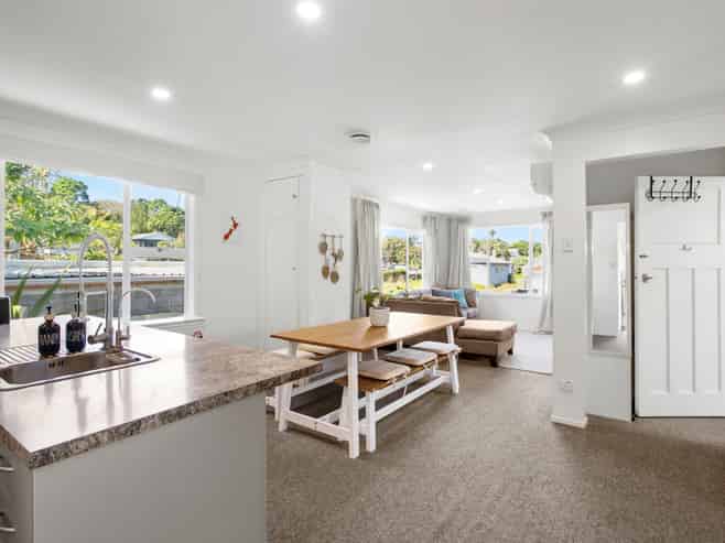 10 Parris Street, Moturoa