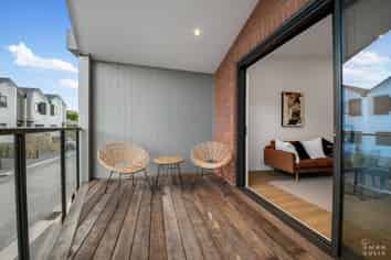 9/63A Owairaka Avenue, Mount Albert