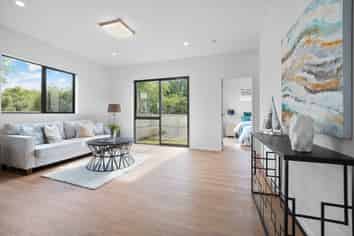 40 Mason Street, New Lynn