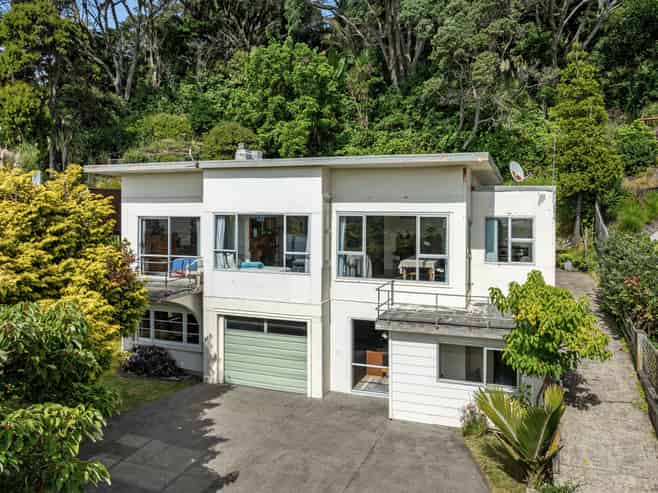 244 Pohutukawa Avenue, Ohope