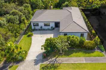 41 Omana Heights Drive, Maraetai
