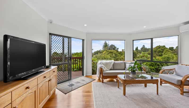 41 Omana Heights Drive, Maraetai