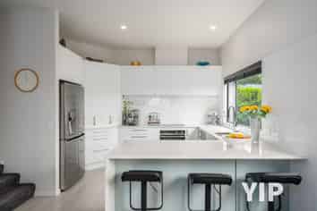 6 Carmichael Street, Johnsonville