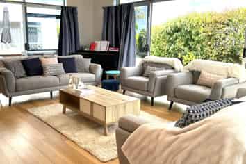 Nelson & Bays - Address withheld