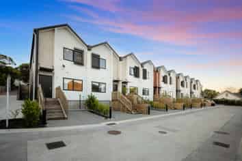 5/63B Owairaka Avenue, Mount Albert