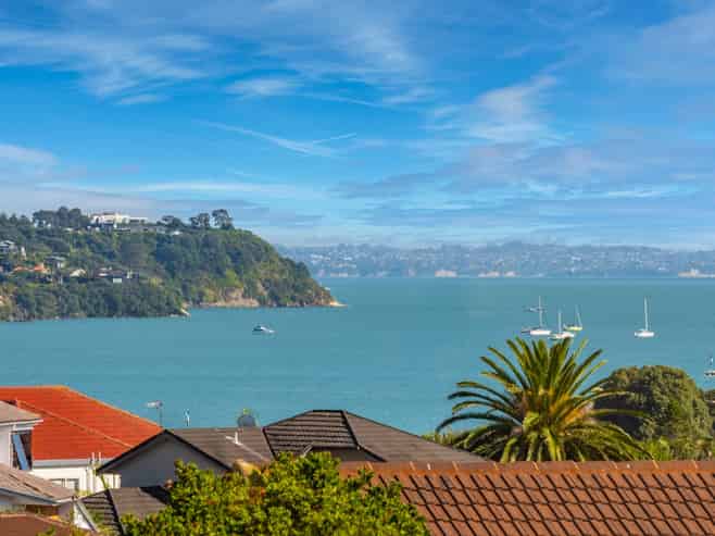 105 Oliver Road, Eastern Beach