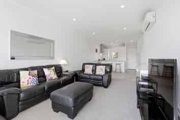 32B Taikura Avenue, Red Beach