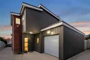 49C Titirangi Road, New Lynn