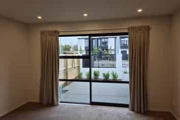 2/165 Cranford Street, Saint Albans