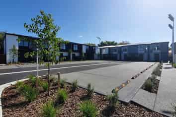 2/165 Cranford Street, Saint Albans