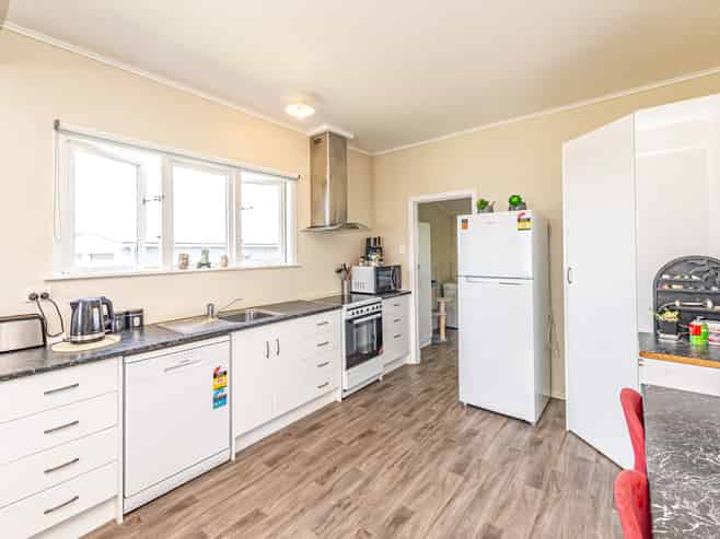 30 Alexandra Street, Marton