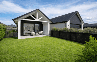 2 Mida Close, Papamoa Beach
