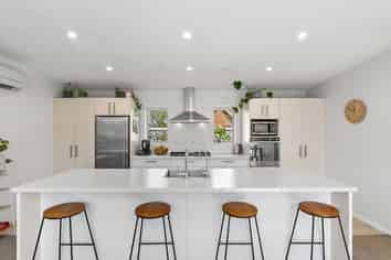 8 Bell Street, Lake Hawea