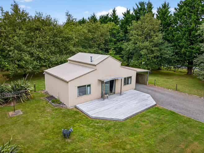 142 Norfolk Road, Carterton